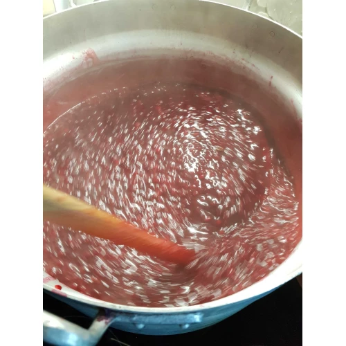 Brūkleņu ievārījums ar banāniem