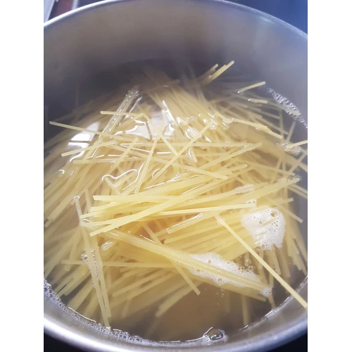 Makaroni ar maltu gaļu